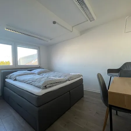 Simplex Am Ettlinger Tor Apartment