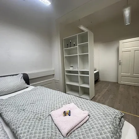 Apartment Simplex Am Ettlinger Tor